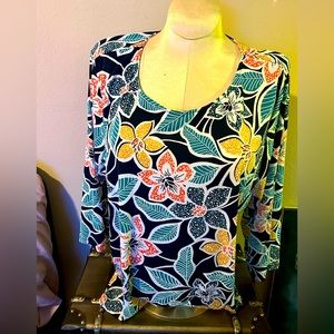 Ruby Rd NWT bright floral blouse! Poly/spandex blend. Size 3X.